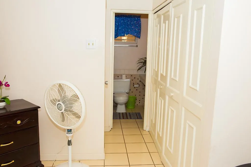 Cozy Waterloo Apartment Kingston